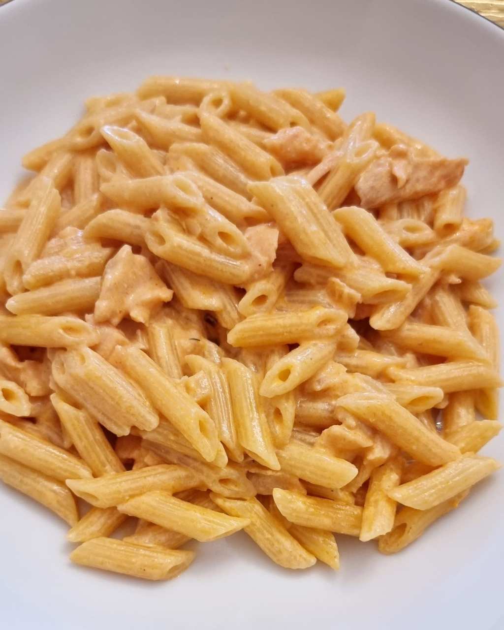 Pasta mit Lachssoße a la Nunzi