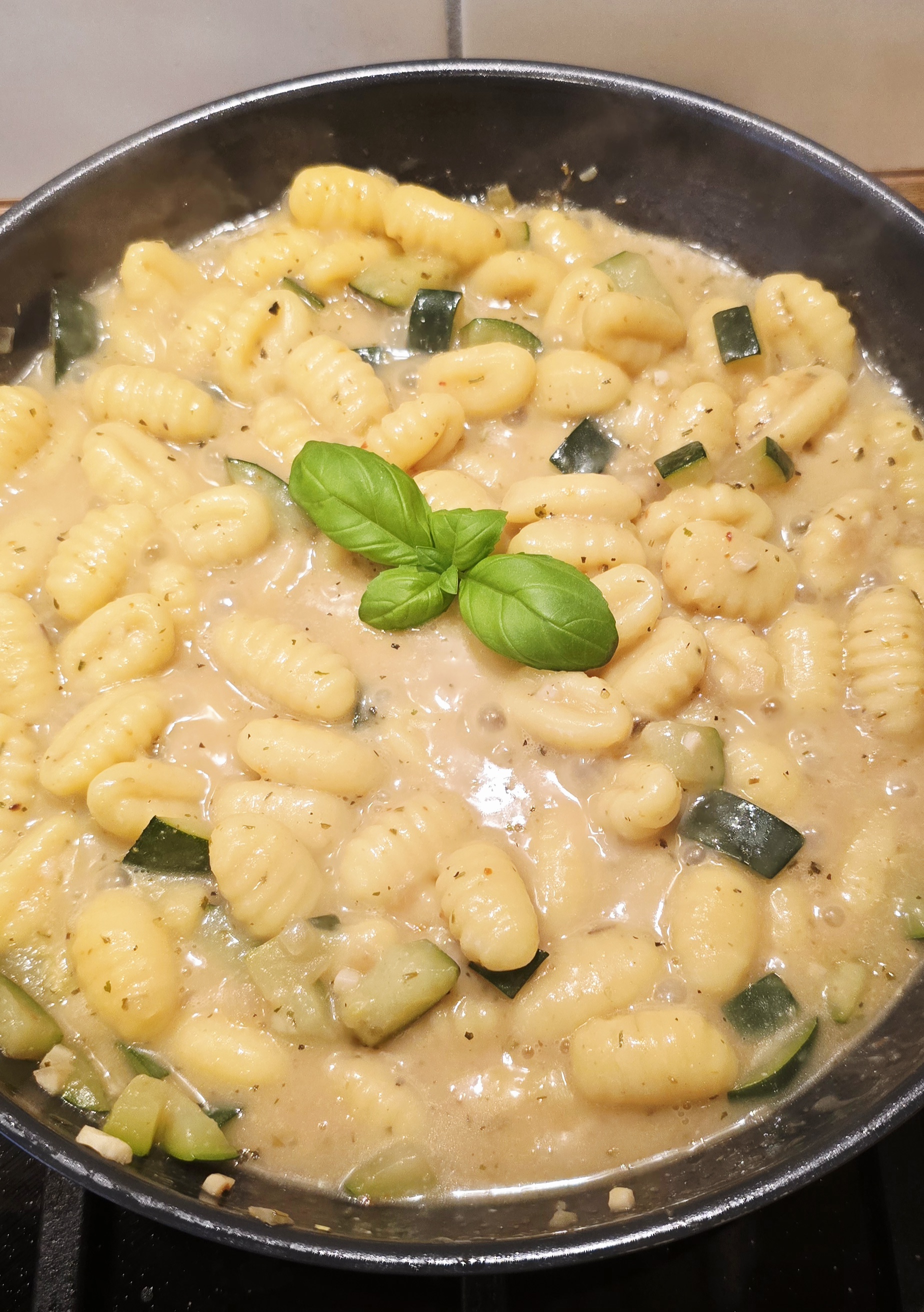 Gnocchi Zucchini Pfanne